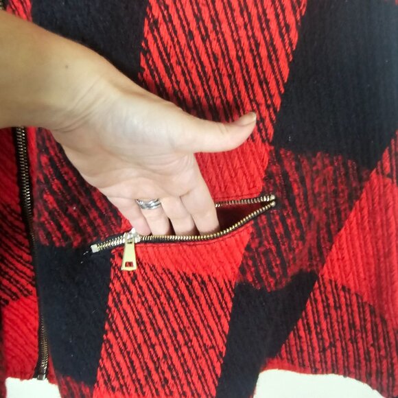 John Mark Red Buffalo Plaid Wool Cape Poncho XL Zipper Pockets Preppy Christmas - Picture 3 of 8